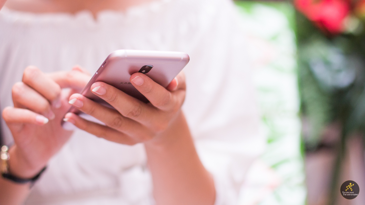 Galaxy J7 Pro hồng Galaxy J7 Pro hồng