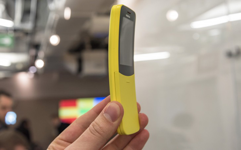 Trên tay Nokia 1 và Nokia 8810 Trên tay Nokia 1 và Nokia 8810