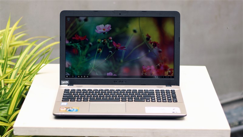 Đánh giá Laptop Asus X541UA