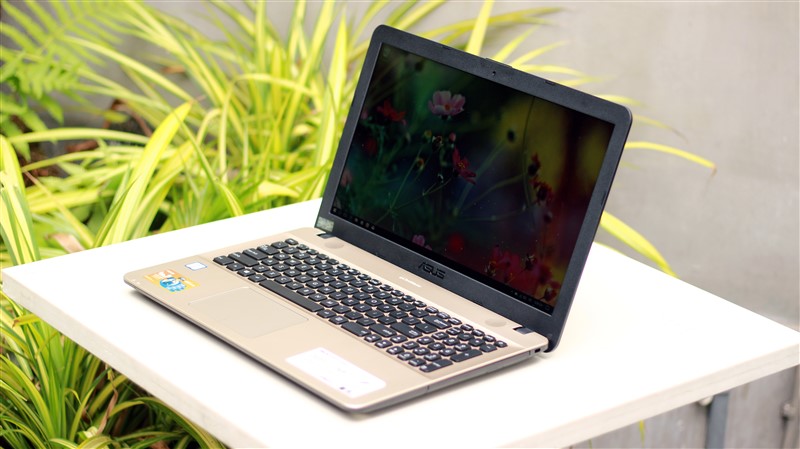 Đánh giá Laptop Asus X541UA