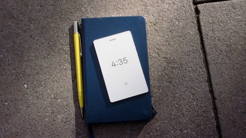 Light Phone điện thoại 