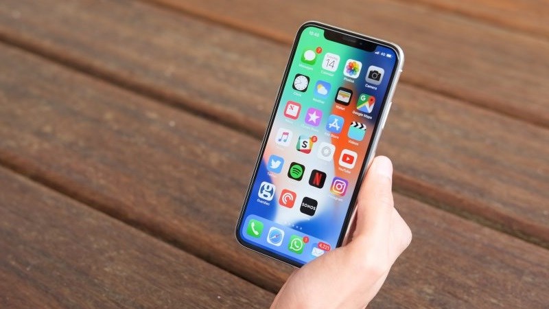 Tại sao nhiều iFan không muốn chuyển qua dùng iPhone X? Tại sao nhiều iFan không muốn chuyển qua dùng iPhone X?