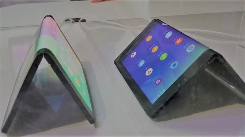 Không chỉ Samsung, Huawei cũng đang chuẩn bị smartphone màn hình uốn dẻo? Không chỉ Samsung, Huawei cũng đang chuẩn bị smartphone màn hình uốn dẻo?