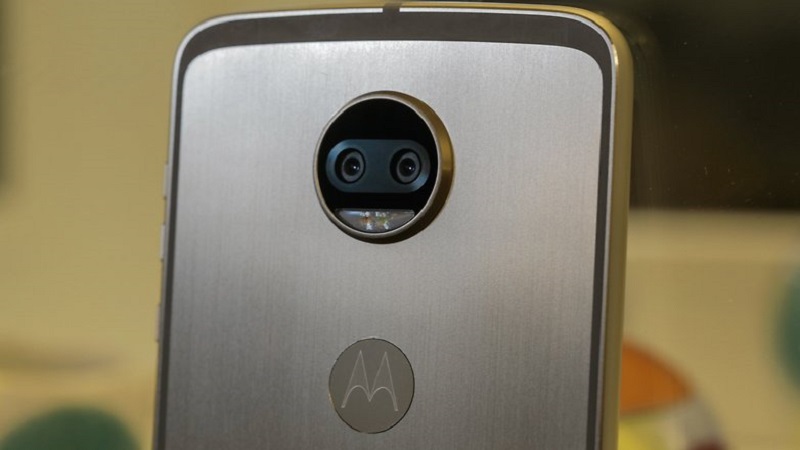 Motorola Moto Z2 Force sở hữu camera với cảm biến đơn sắc