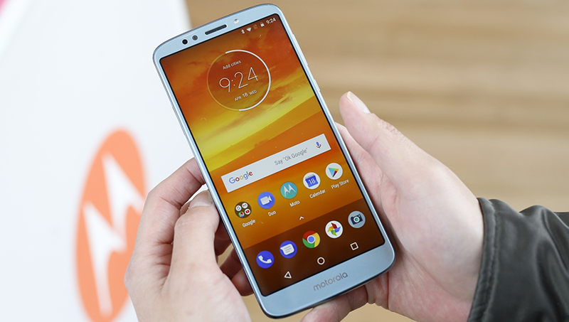 moto E5 plus moto E5 plus
