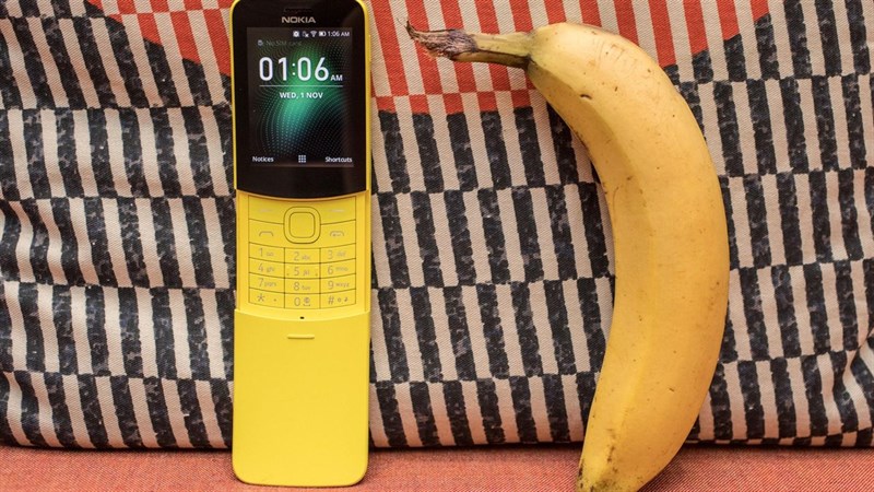 nokia-new-8110-matrix-banana-2018-mwc-16-_ nokia-new-8110-matrix-banana-2018-mwc-16-_