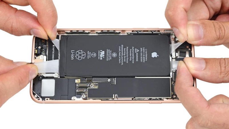 Apple từ chối thay pin iPhone khi máy bị hỏng Apple từ chối thay pin iPhone khi máy bị hỏng