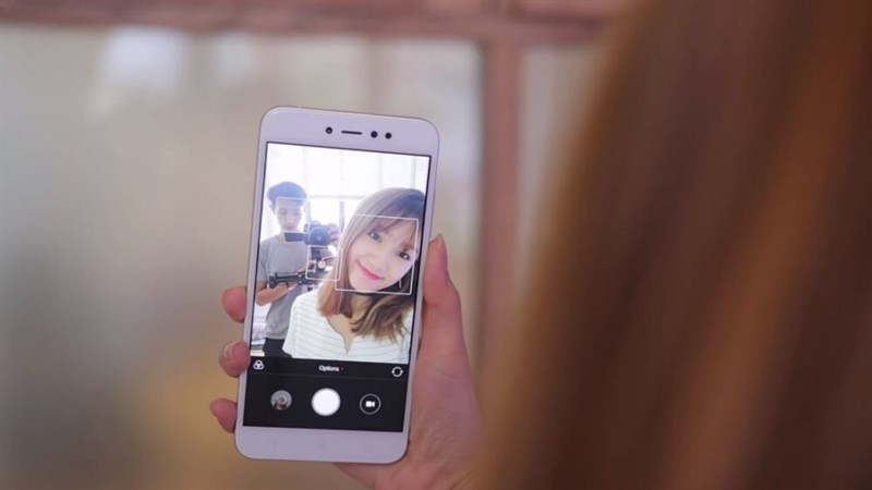 Top 3 điện thoại selfie đẹp giá 3 triệu?