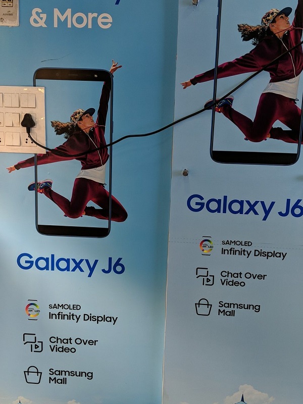 Poster quảng cáo Galaxy J6 (2018) Poster quảng cáo Galaxy J6 (2018)