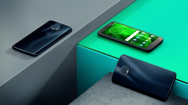 Moto 1S ra mắt: Màn hình tỉ lệ 18:9, chip Snapdragon 450, camera kép Moto 1S ra mắt: Màn hình tỉ lệ 18:9, chip Snapdragon 450, camera kép