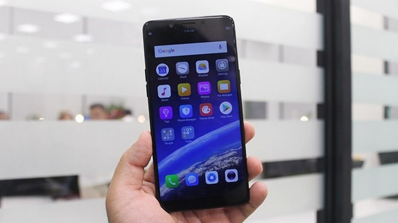 OPPO F7 Youth OPPO F7 Youth