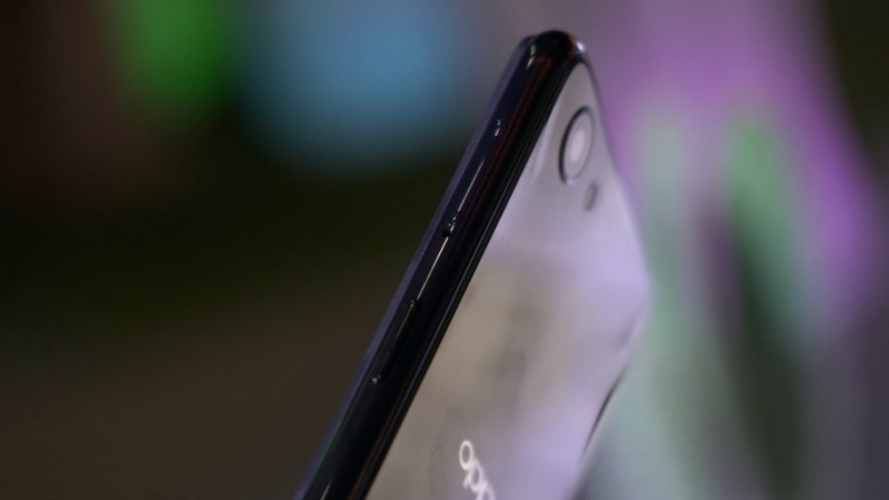 OPPO F7 Youth OPPO F7 Youth