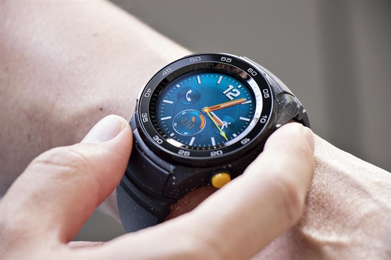 Huawei Watch 2 (2018) ra mắt: Hỗ trợ SIM để nghe gọi, giá hơn 7 triệu