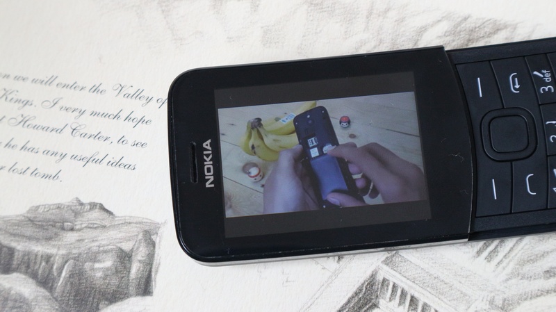 Nokia 8110 4G Nokia 8110 4G