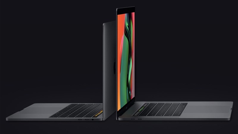 Macbook Pro 2018 - bàn phím êm hơn, nâng cấp hơn nhờ màn mỏng Silicon Macbook Pro 2018 sẽ sử dụng bàn phím được nâng cấp mà Apple gọi là thế hệ thứ 3 của cấu trúc bàn phím butterfly và được trang bị màn bảo vệ mỏng bằng silicon giúp ngăn ngừa bàn phím tiếp xúc với bụi bẩn.