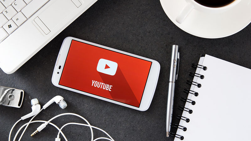 Ngoài Google Tìm kiếm, vì sao có cả CH Play và Chrome bị mang vào cáo trạng? Ngoài Google Tìm kiếm, vì sao có cả CH Play và Chrome bị mang vào cáo trạng?
