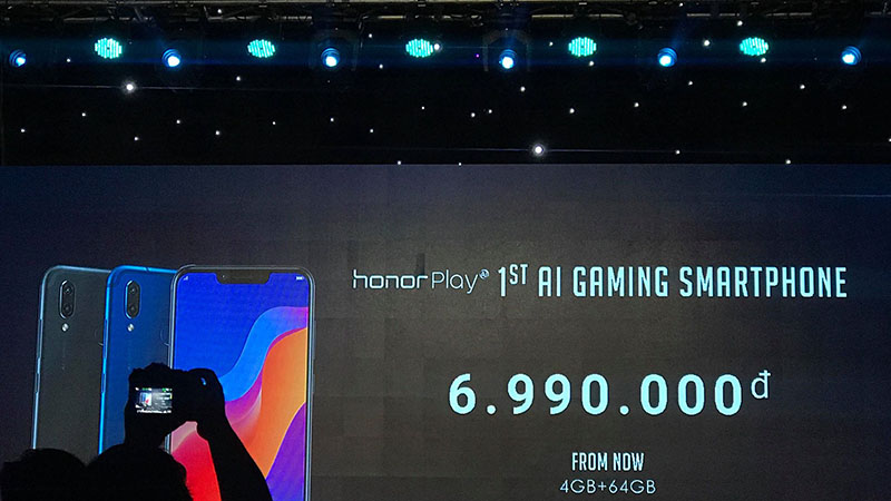 Honor_Play