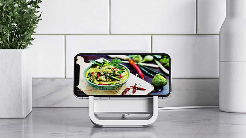 Sản phẩm này hỗ trợ cả chế độ đặt điện thoại nằm ngang và nằm dọc Sản phẩm này hỗ trợ cả chế độ đặt điện thoại nằm ngang và nằm dọc