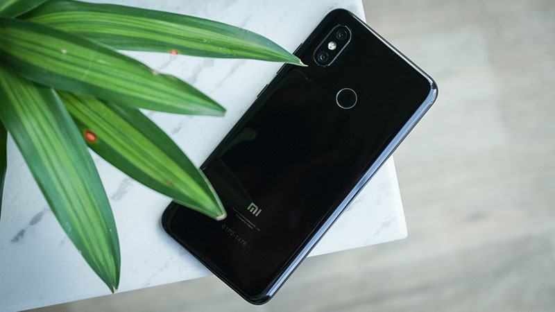 Đánh giá Xiaomi Mi 8