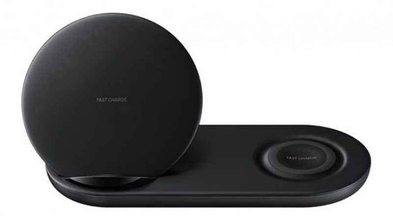 Sạc không dây kép - phụ kiện sạc tiện lợi mới từ Samsung Wireless Charger Duo - Bộ sạc không dây kép mới nhất của Samsung là một trong những phụ kiện rất đáng chú ý vì có khả năng hỗ trợ sạc hai thiết bị cùng một lúc đã được Samsung công bố tại sự kiện Galaxy Unpacked.