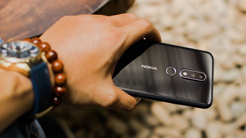 Nokia 6.1 Plus thiết kế