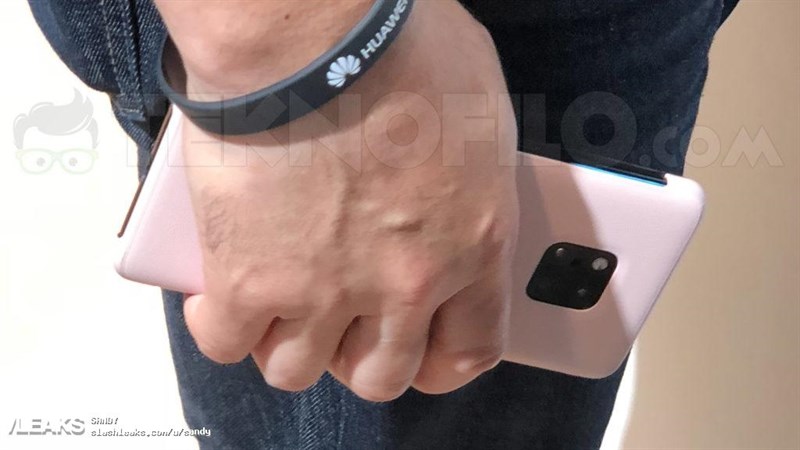 Chiếc smartphone Huawei lạ được cho là Mate 20 hoặc Mate 20 Pro Chiếc smartphone Huawei lạ được cho là Mate 20 hoặc Mate 20 Pro