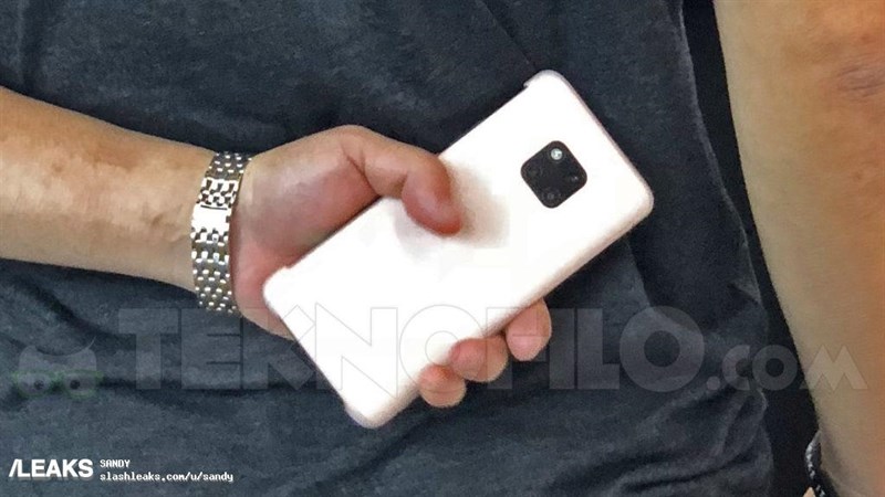 Chiếc smartphone Huawei lạ này được cho là Mate 20 hoặc Mate 20 Pro Chiếc smartphone Huawei lạ này được cho là Mate 20 hoặc Mate 20 Pro