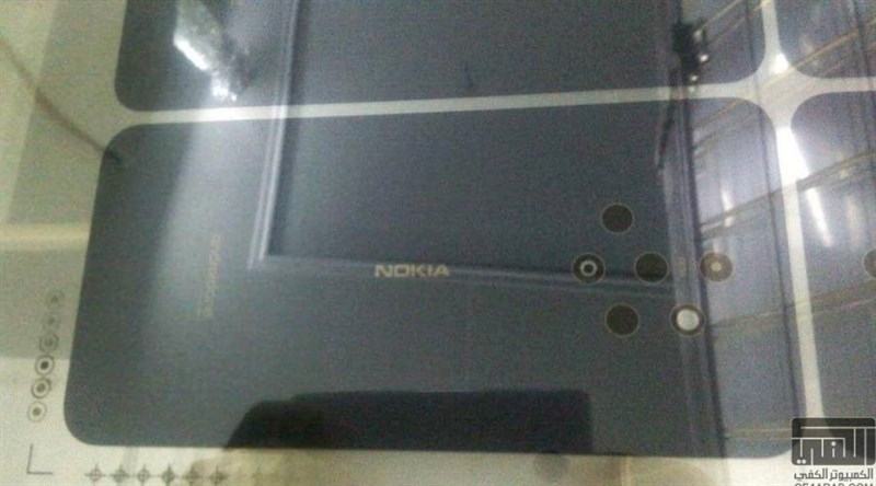 Nokia 9 với camera Penta-Lens lộ ảnh thực tế trên tay người dùng Nokia 9 với camera Penta-Lens lộ ảnh thực tế trên tay người dùng