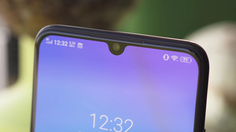 Đánh giá Vivo V11