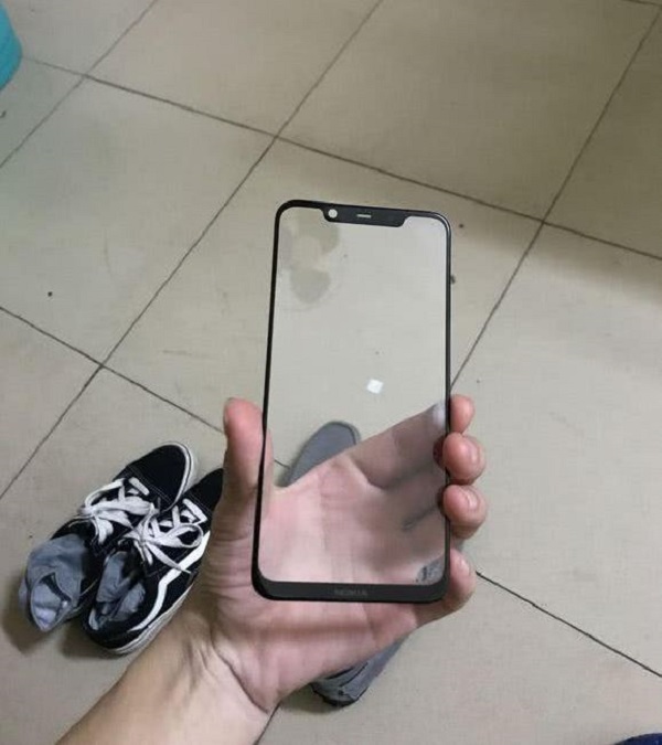 Hình ảnh thực tế mặt trước của Nokia X7