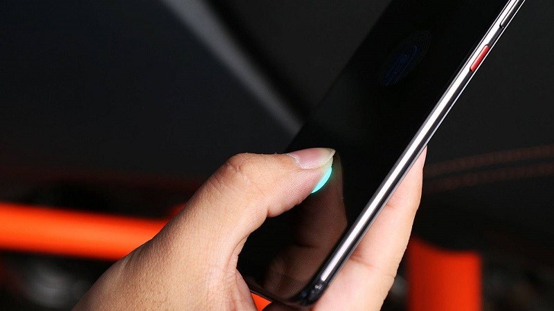 Xiaomi Mi 8 phiên bản vân tay dưới màn hình lộ ảnh mở hộp kèm cấu hình Xiaomi Mi 8 phiên bản vân tay dưới màn hình lộ ảnh mở hộp kèm cấu hình