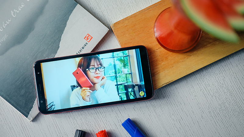 Top smartphone bình dân mới ra mắt, thiết kế đẹp, cấu hình khá, cam kép đáng sắm Top smartphone bình dân mới ra mắt, thiết kế đẹp, cấu hình khá, cam kép đáng sắm