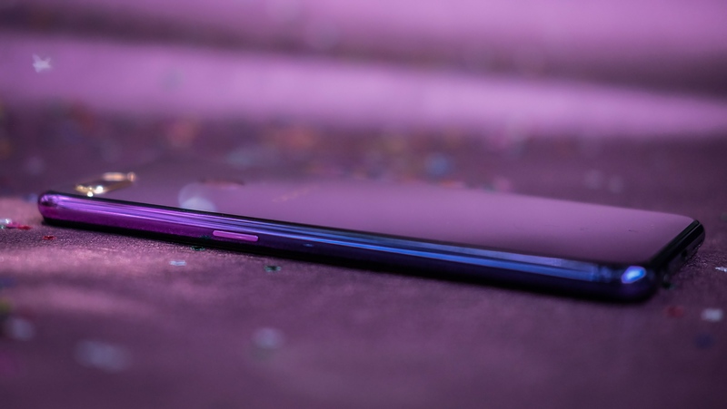 OPPO F9 Tím Tính Tú OPPO F9 Tím Tính Tú