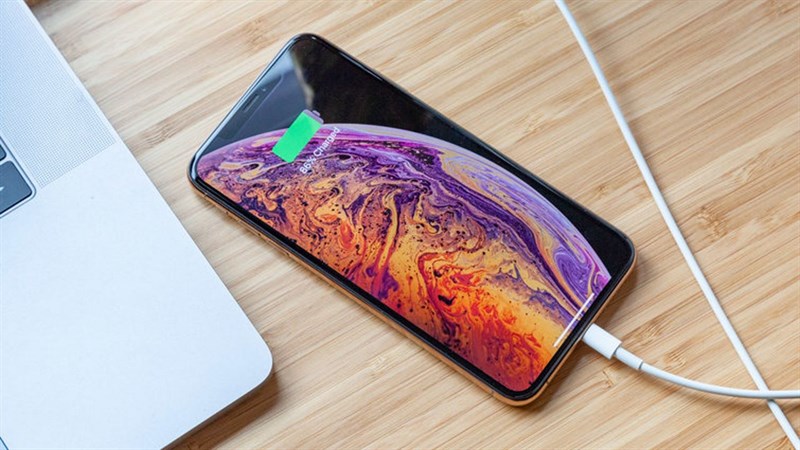Consumer Reports: iPhone Xs có thá»i lượng pin cải tiến nhưng Galaxy Note 9 vẫn là sá» 1
