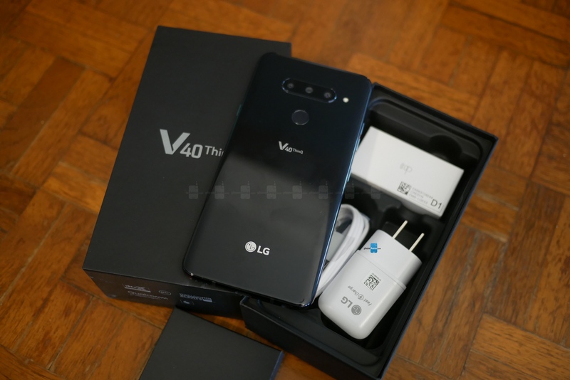 Đập hộp LG V40 ThinQ: 3 camera, gấp 3 niềm vui Đập hộp LG V40 ThinQ: 3 camera, gấp 3 niềm vui