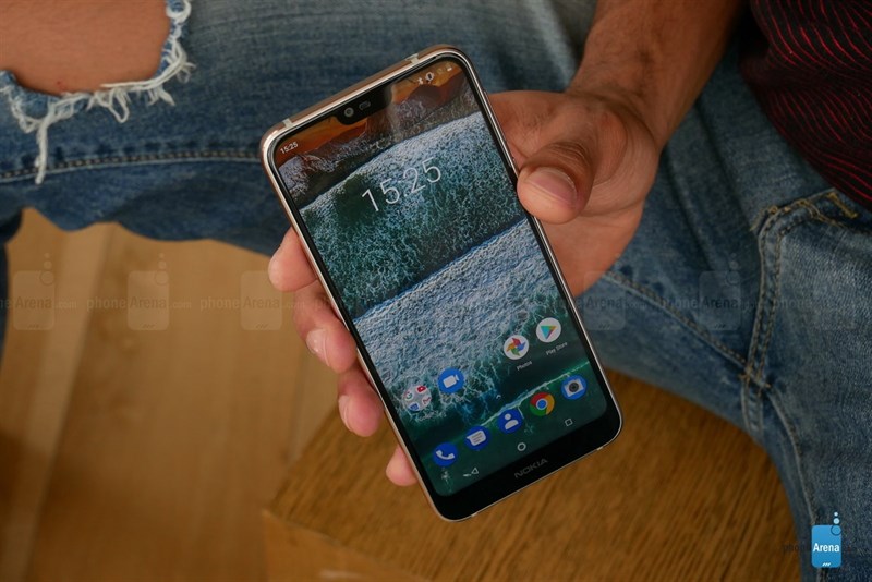 Trên tay Nokia 7.1: Smartphone tầm trung đẹp với một số tính năng hấp dẫn Trên tay Nokia 7.1: Smartphone tầm trung đẹp với một số tính năng hấp dẫn