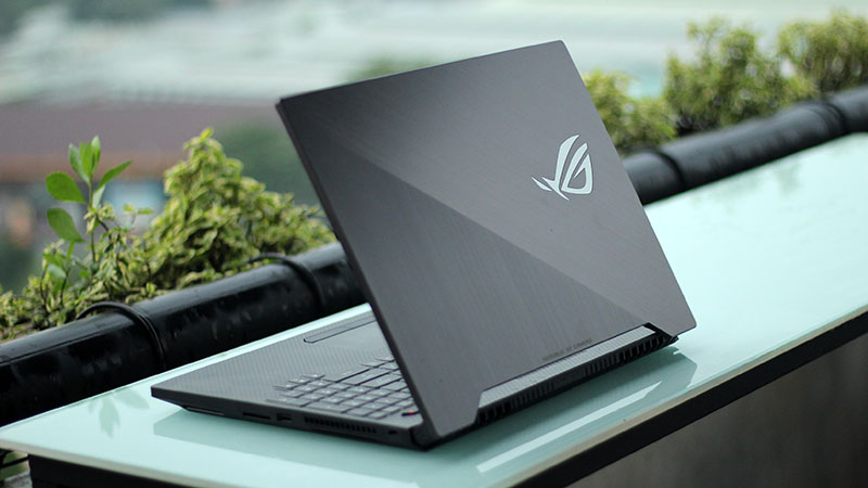 Đánh giá ASUS ROG Strix SCAR II Đánh giá ASUS ROG Strix SCAR II