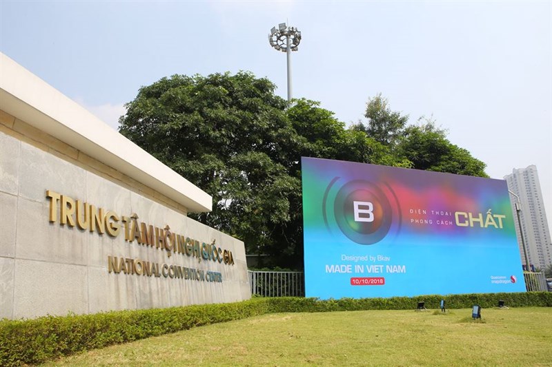 Quang cảnh trước ngày ra mắt Bphone 3 Quang cảnh trước ngày ra mắt Bphone 3