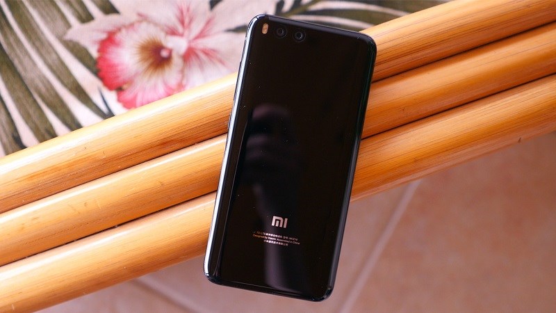 Xiaomi Mi 6S dùng chip Snapdragon 835 xuất hiện trên Geekbench Xiaomi Mi 6S dùng chip Snapdragon 835 xuất hiện trên Geekbench