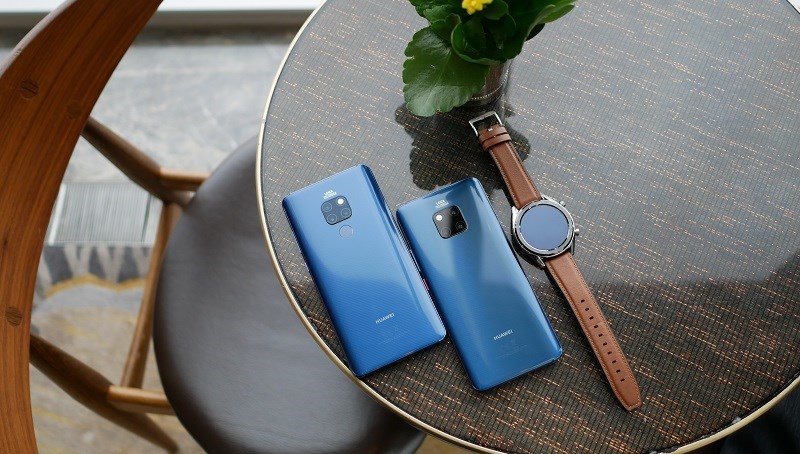 Mate 20 và Mate 20 Pro ra mắt: 3 camera zoom 5x, sạc siêu nhanh, vân tay dưới màn hình Mate 20 và Mate 20 Pro ra mắt: 3 camera zoom 5x, sạc siêu nhanh, vân tay dưới màn hình