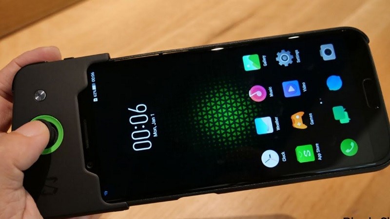 Xiaomi Black Shark 2 có thể được gọi là Black Shark Helo Xiaomi Black Shark 2 có thể được gọi là Black Shark Helo