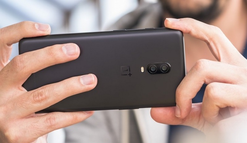 OnePlus 6T trình làng: Snapdragon 845, vân tay dưới màn hình, giá từ 12.8 triệu OnePlus 6T trình làng: Snapdragon 845, vân tay dưới màn hình, giá từ 12.8 triệu