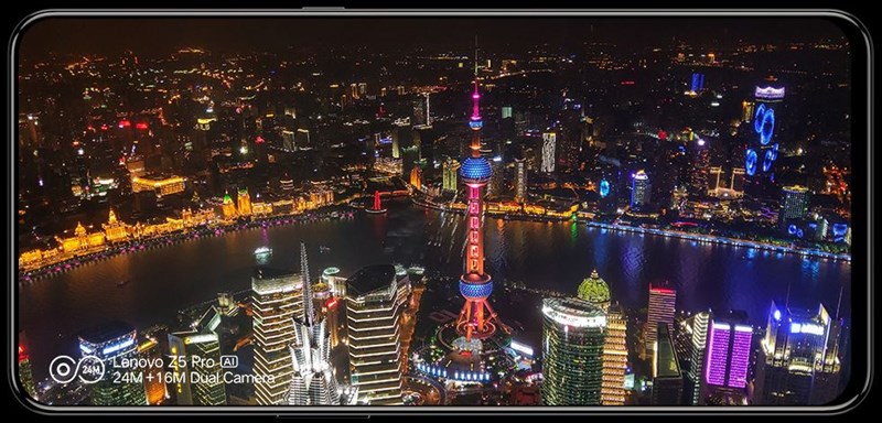 Lenovo Z5 Pro trình làng: Màn hình trượt, vân tay dưới màn hình, 4 camera Lenovo Z5 Pro trình làng: Màn hình trượt, vân tay dưới màn hình, 4 camera