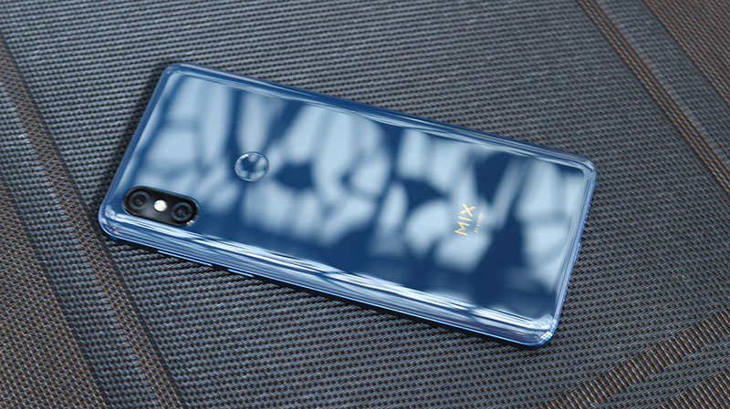 xiaomi-mi-mix-3 xiaomi-mi-mix-3