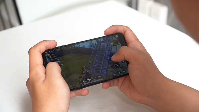 HTC U12 Life HTC U12 Life