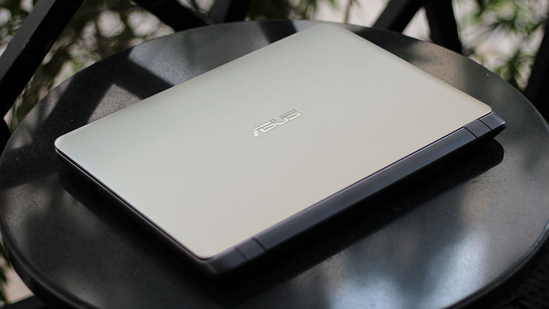 Đánh giá Asus Vivobook X407UA