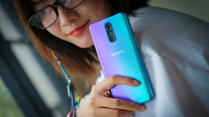 OPPO R17 và OPPO R17 Pro New Year Edition sẽ ra mắt vào ngày 17/12