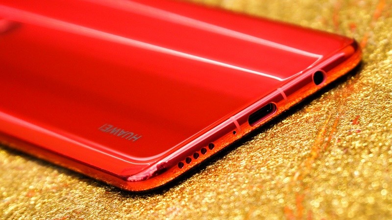 Ảnh minh họa Huawei Nova 3 màu đỏ Ảnh minh họa Huawei Nova 3 màu đỏ