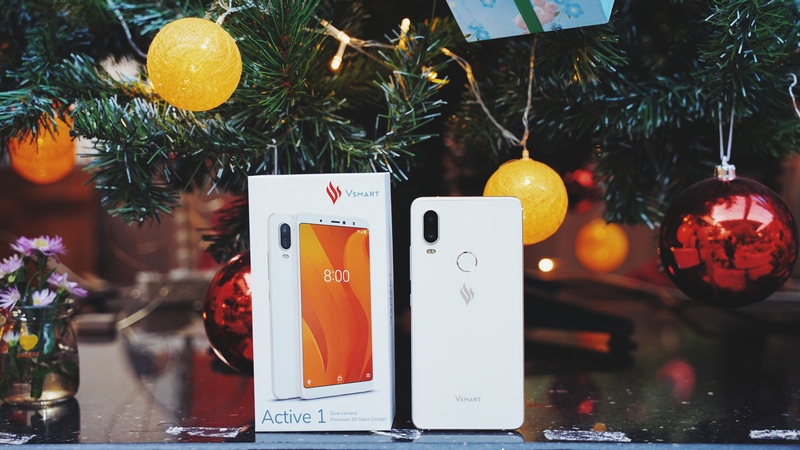 Trên tay Vsmart Active 1: Trắng ngọt ngào cho mùa Giáng Sinh Trên tay Vsmart Active 1: Trắng ngọt ngào cho mùa Giáng Sinh