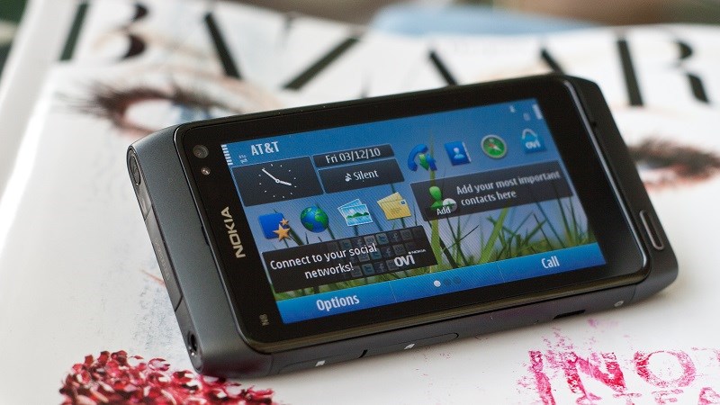 Nokia N8
